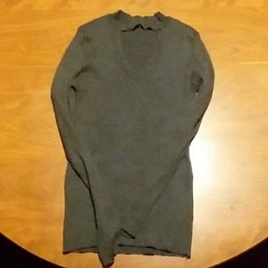 Grey v neck tight stretchy long sleeve top